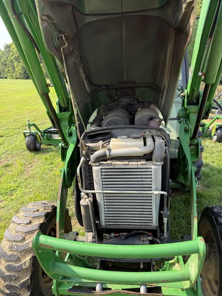 Photo of 2012 John Deere 4720