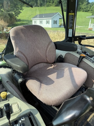 Photo of 2012 John Deere 4720