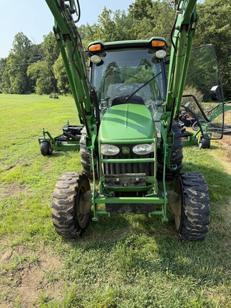 Photo of 2012 John Deere 4720