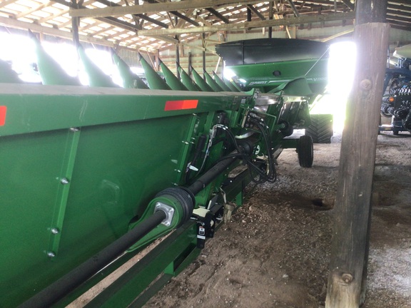 Photo of 2025 John Deere CR 16