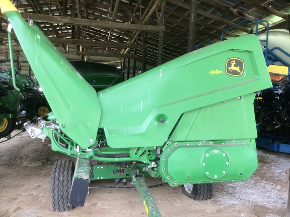 Photo of 2025 John Deere CR 16