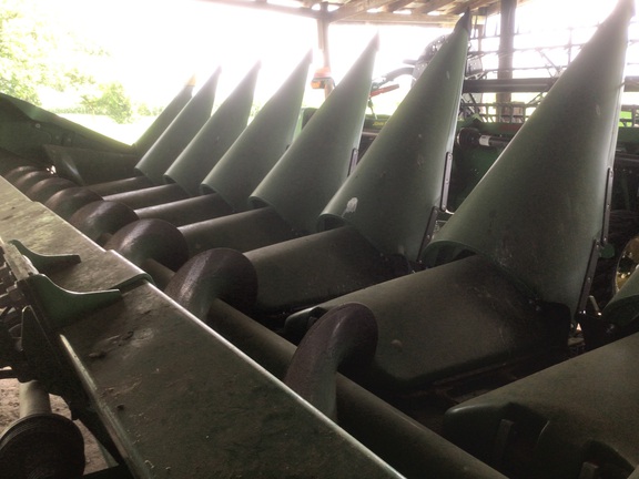 Photo of 2025 John Deere CR 16