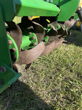 Used 2009 John Deere 665 Compact Utility Tractor Attachments at Horizon Ag & Turf in Westlock, AB - Photo4