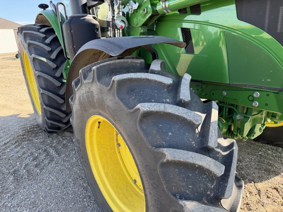 2025 John Deere 6R 155 - Photo12