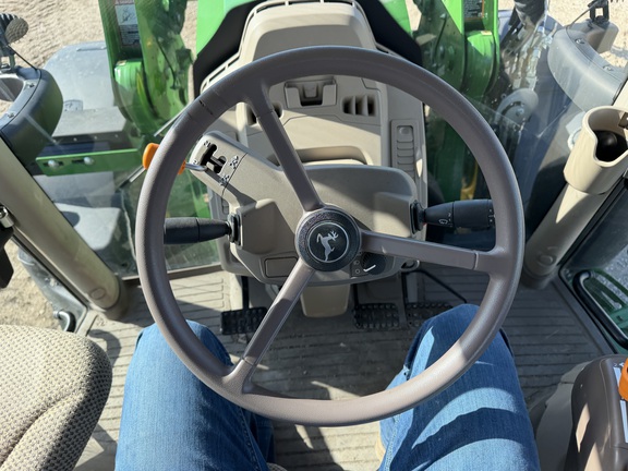 2025 John Deere 6R 155 - Photo37