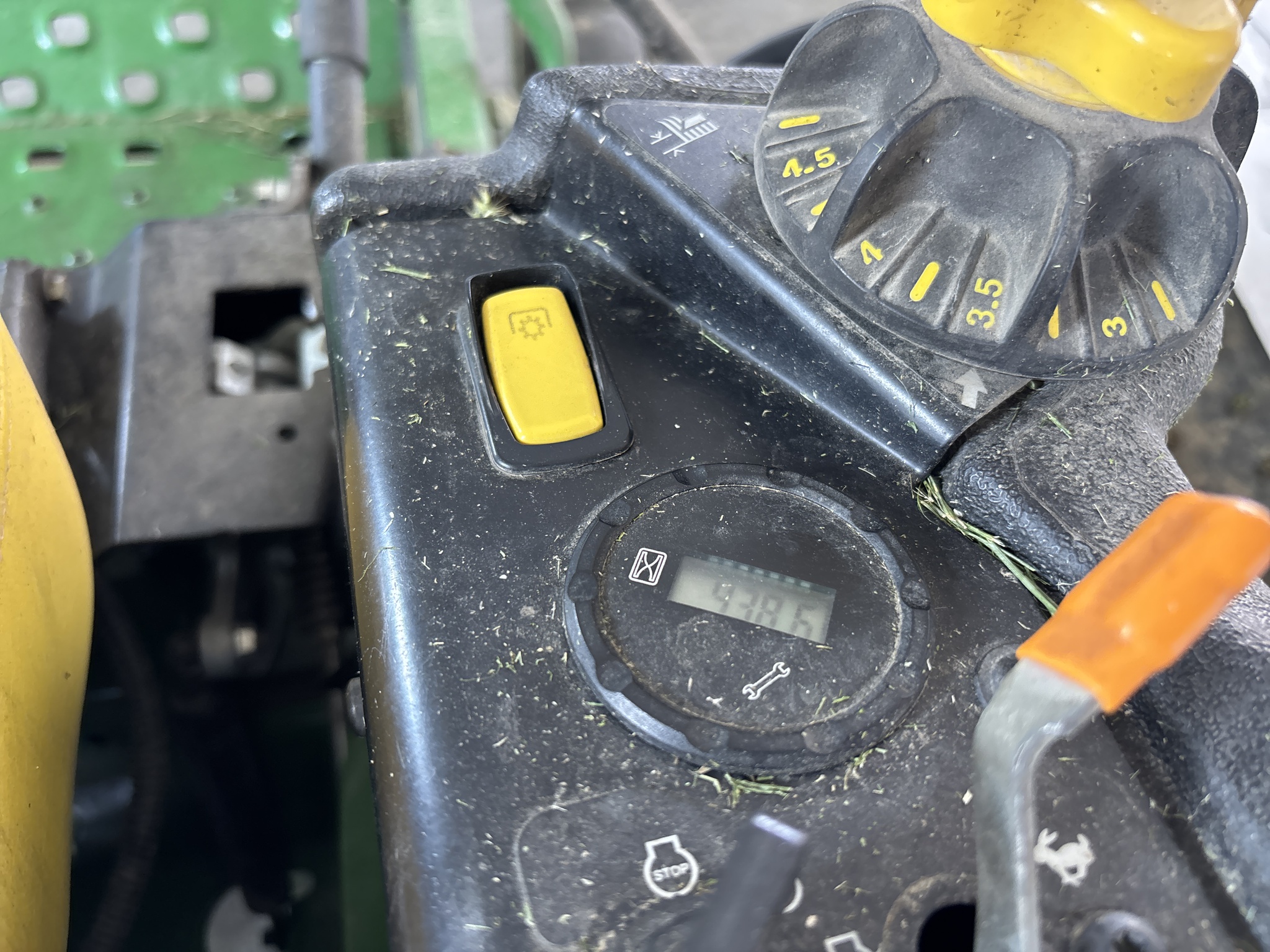 Used 2017 John Deere Z915E Zero Turn Mowers at Koenig Equipment in Urbana, OH - PhotoXL8