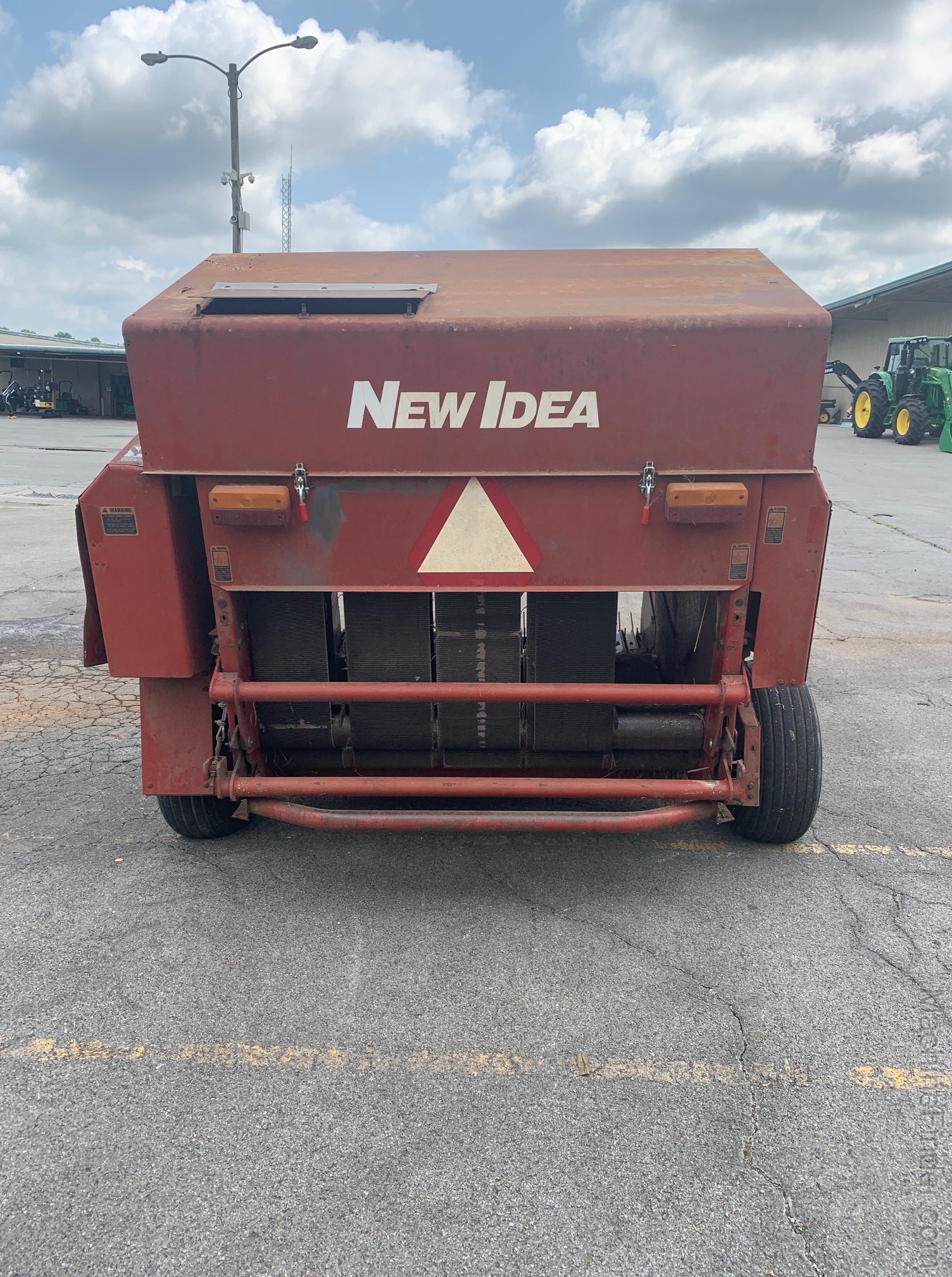 1998 New Idea 4845 Image 4