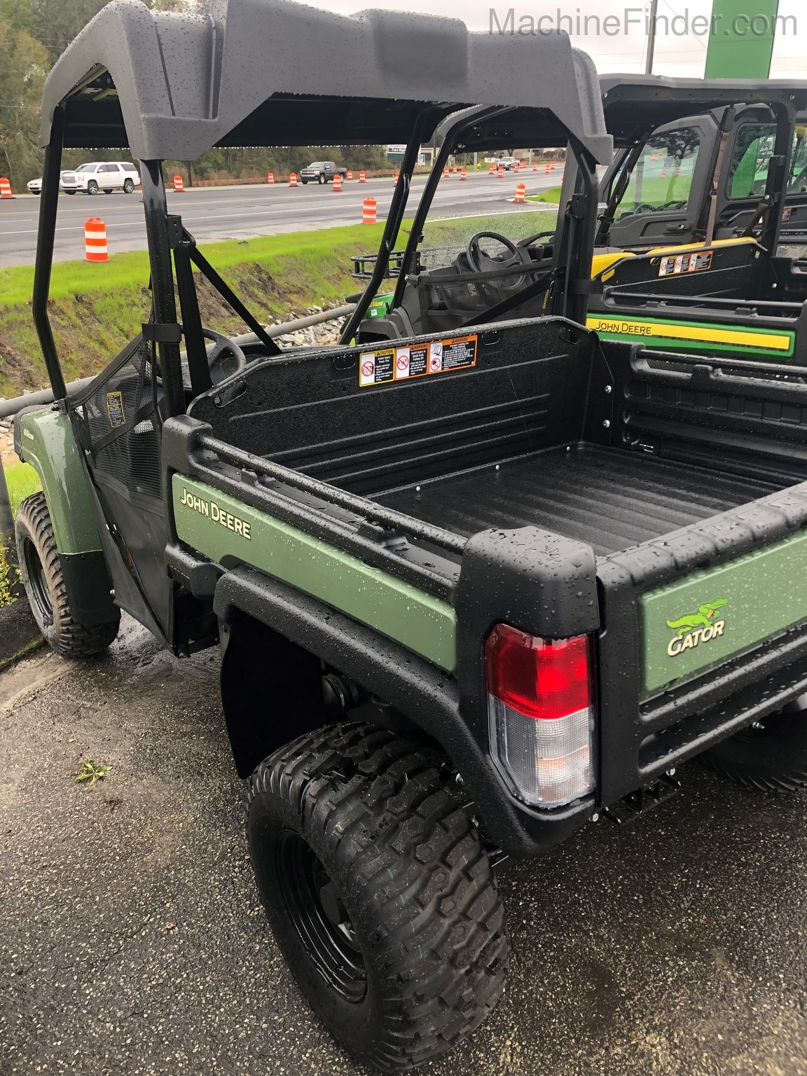 2020 John Deere XUV825M Image 2