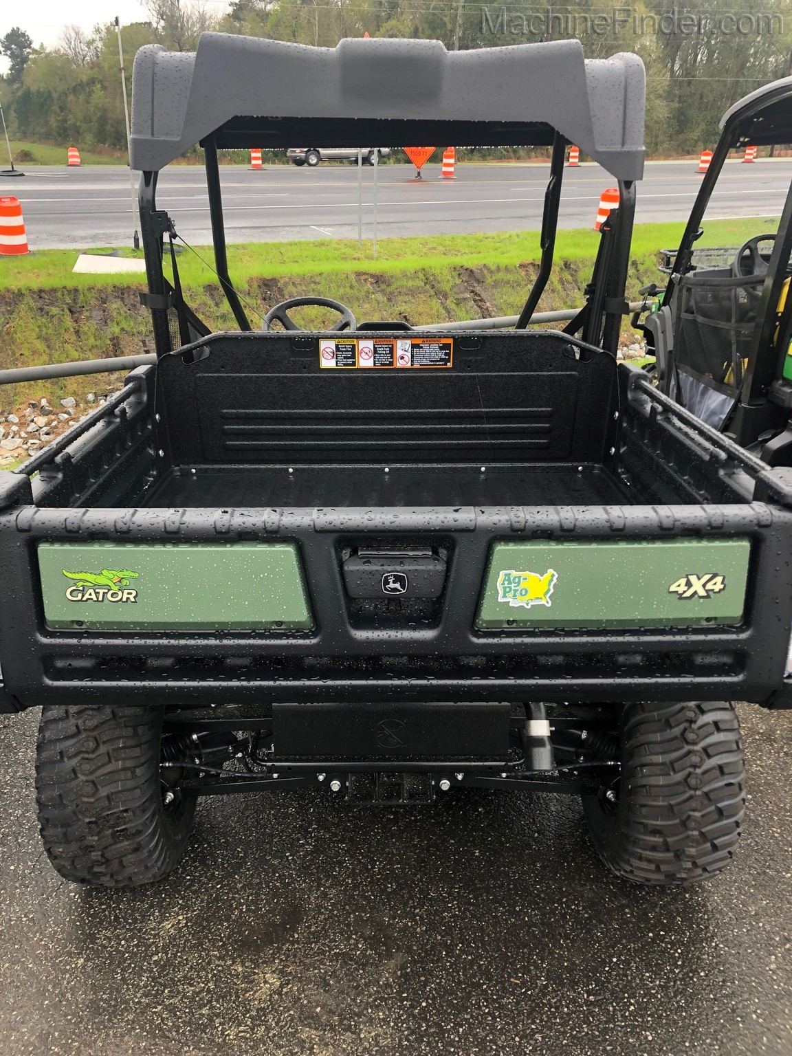 2020 John Deere XUV825M Image 3