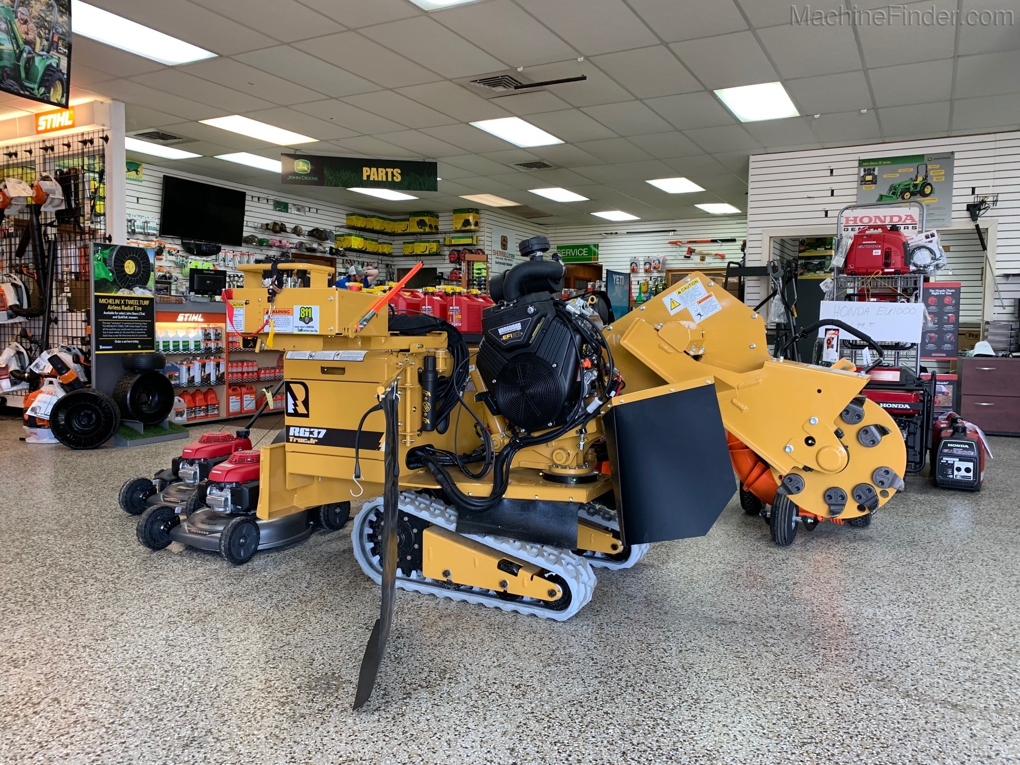 2020 Rayco RG37 TRAC JR Image 1