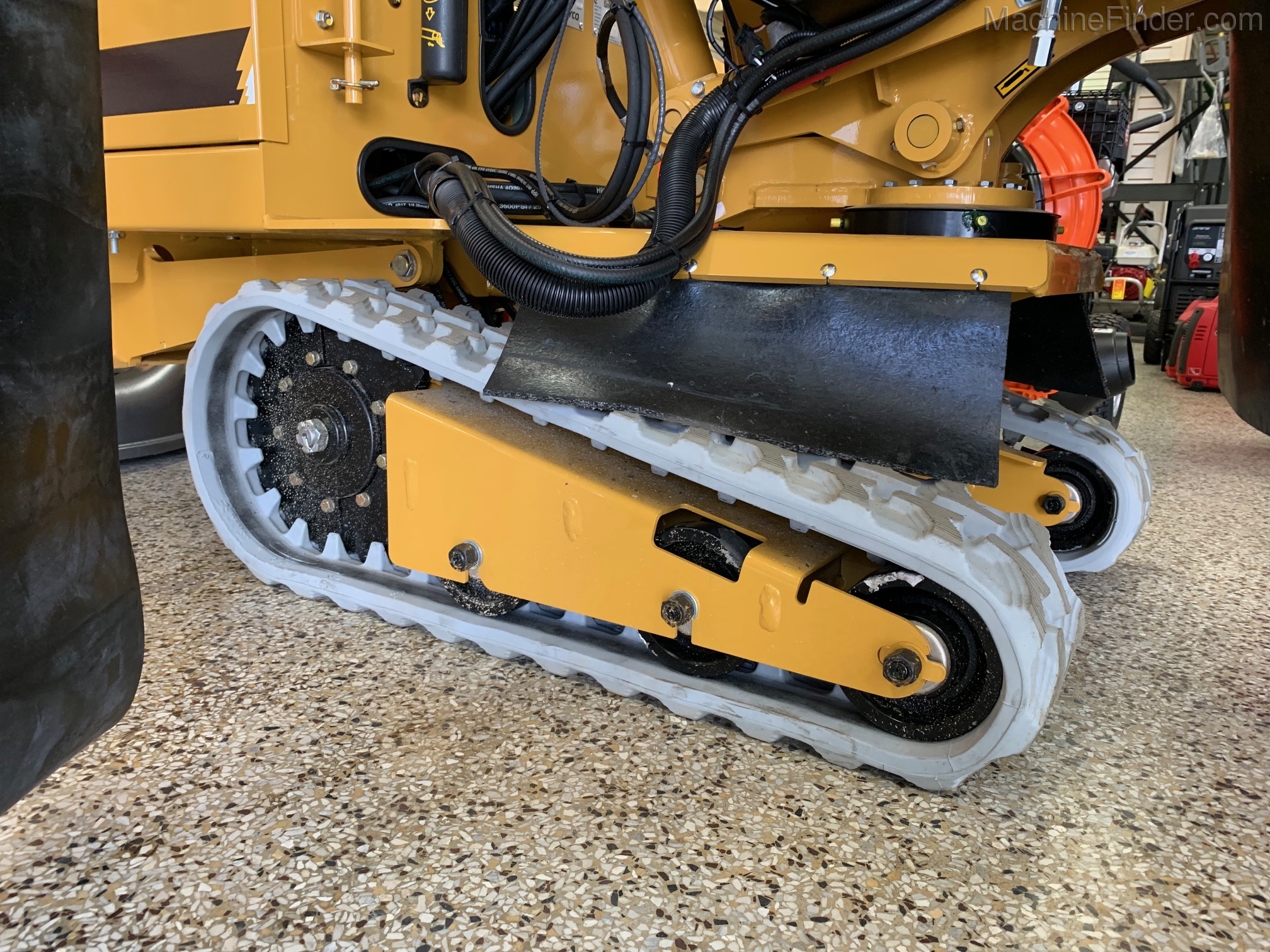 2020 Rayco RG37 TRAC JR Image 5