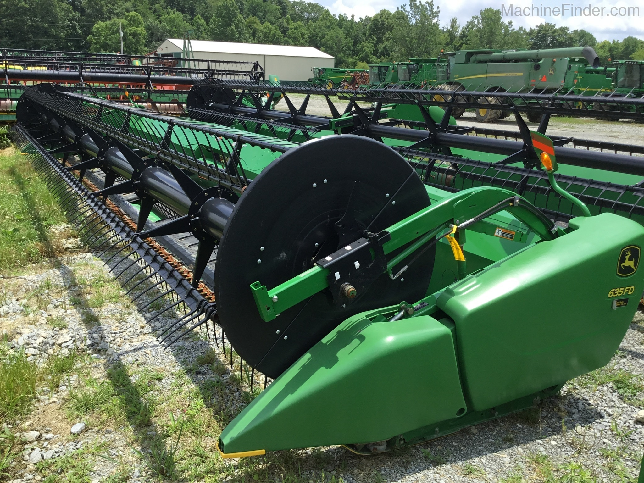 2013 John Deere 635FD Image 1