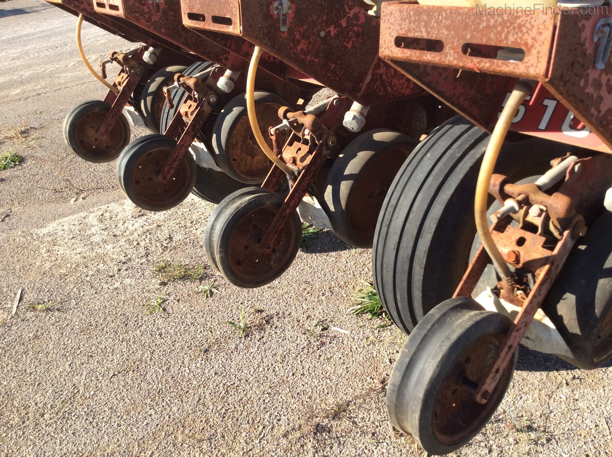 1980 White WT 4 ROW Image 7