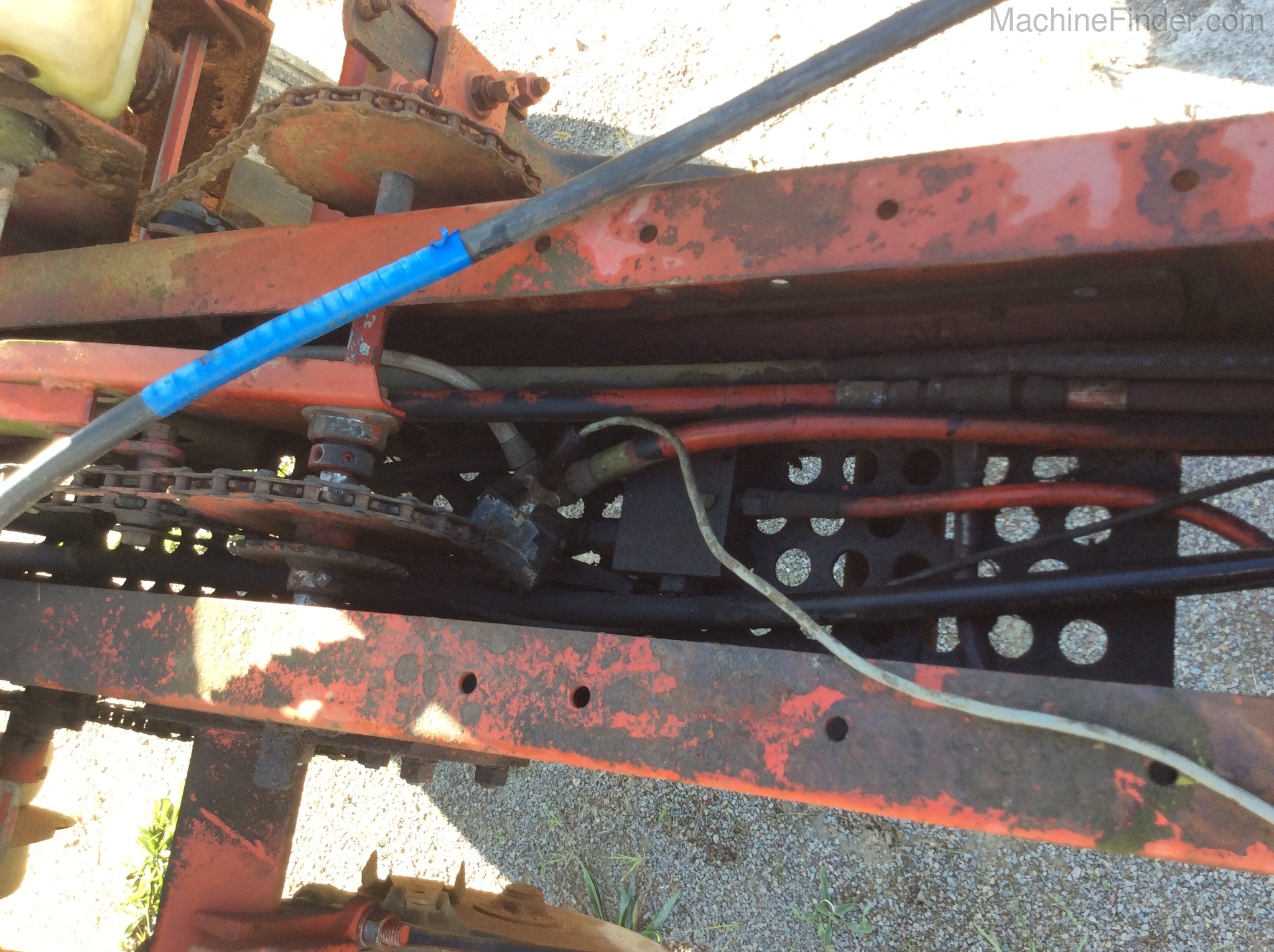 1980 White WT 4 ROW Image 10