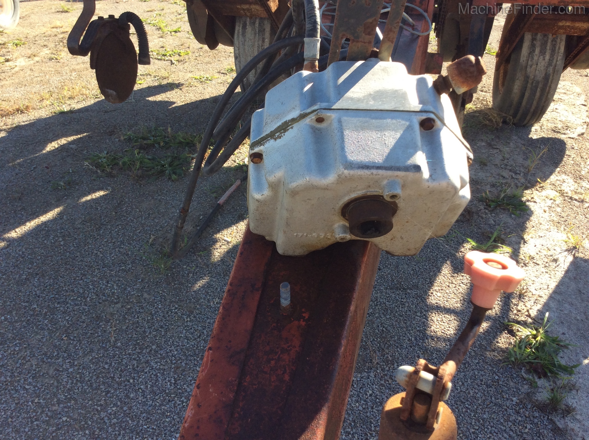 1980 White WT 4 ROW Image 9