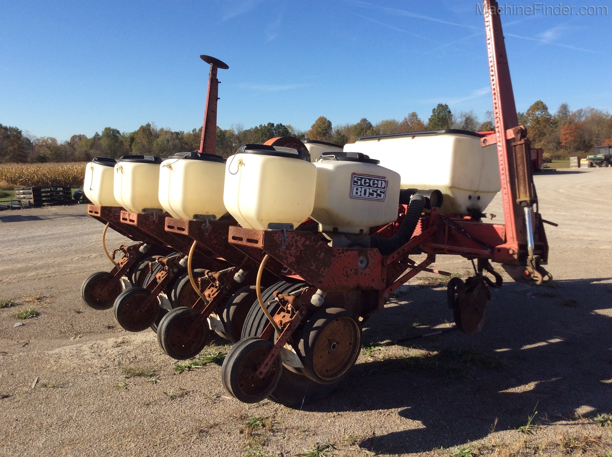 1980 White WT 4 ROW Image 11