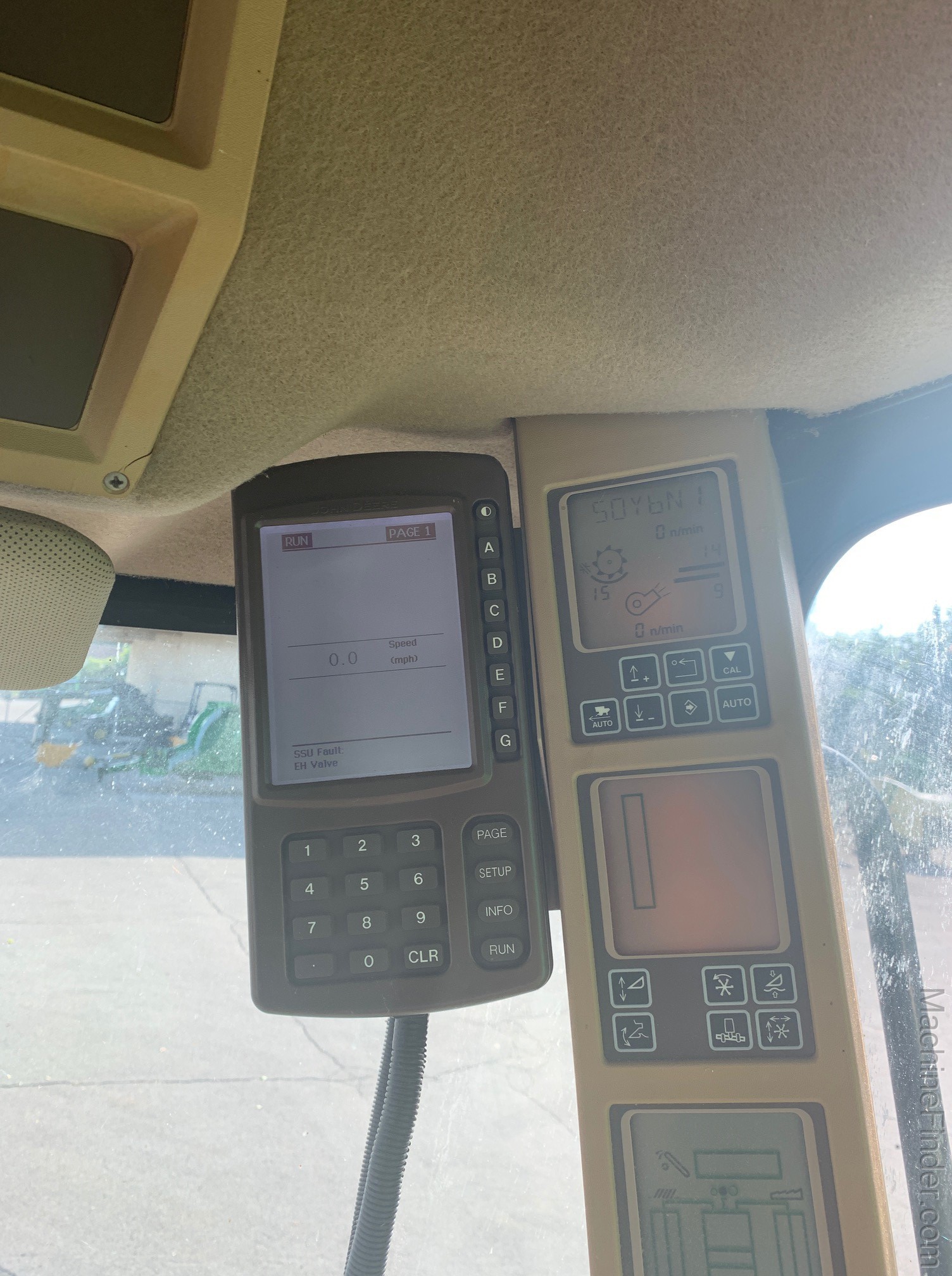 2004 John Deere 9760 STS Image 9