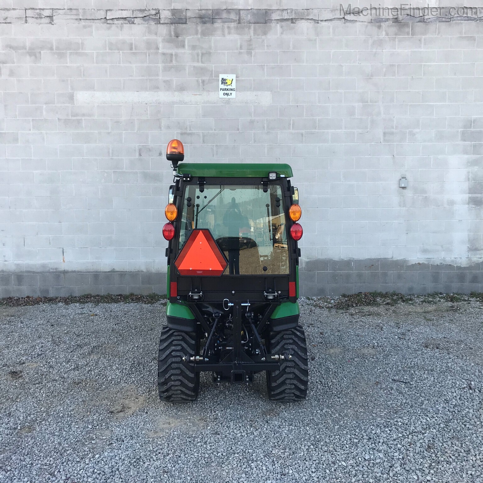 2017 John Deere 1025R Image 7