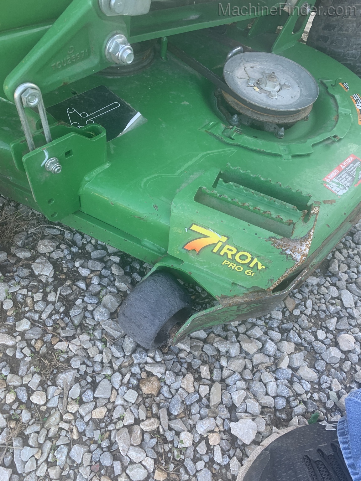 2016 John Deere Z950R Image 5