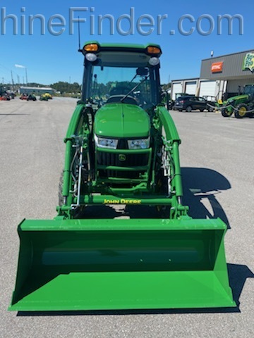 2020 John Deere 3046R Image 2