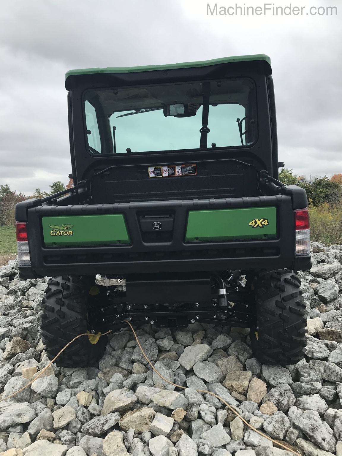 2020 John Deere XUV835R Image 4