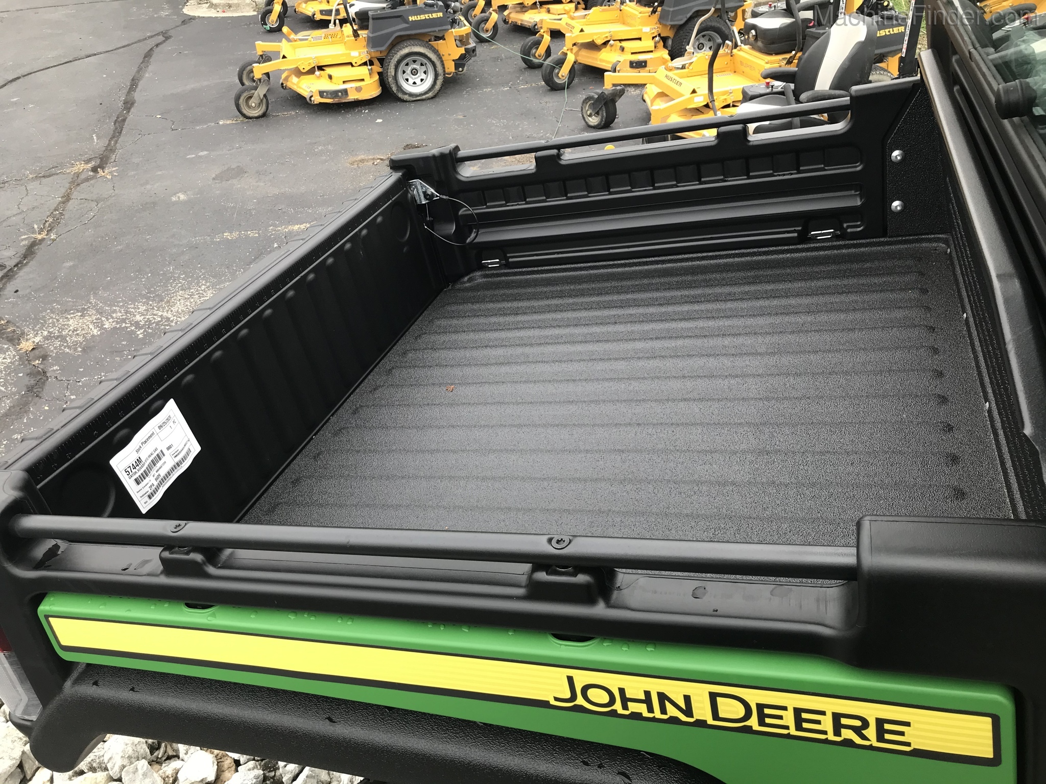 2020 John Deere XUV835R Image 6