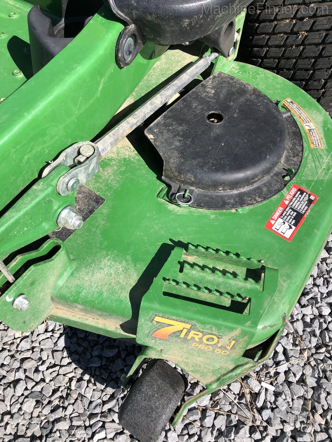 2018 John Deere Z920M Image 5
