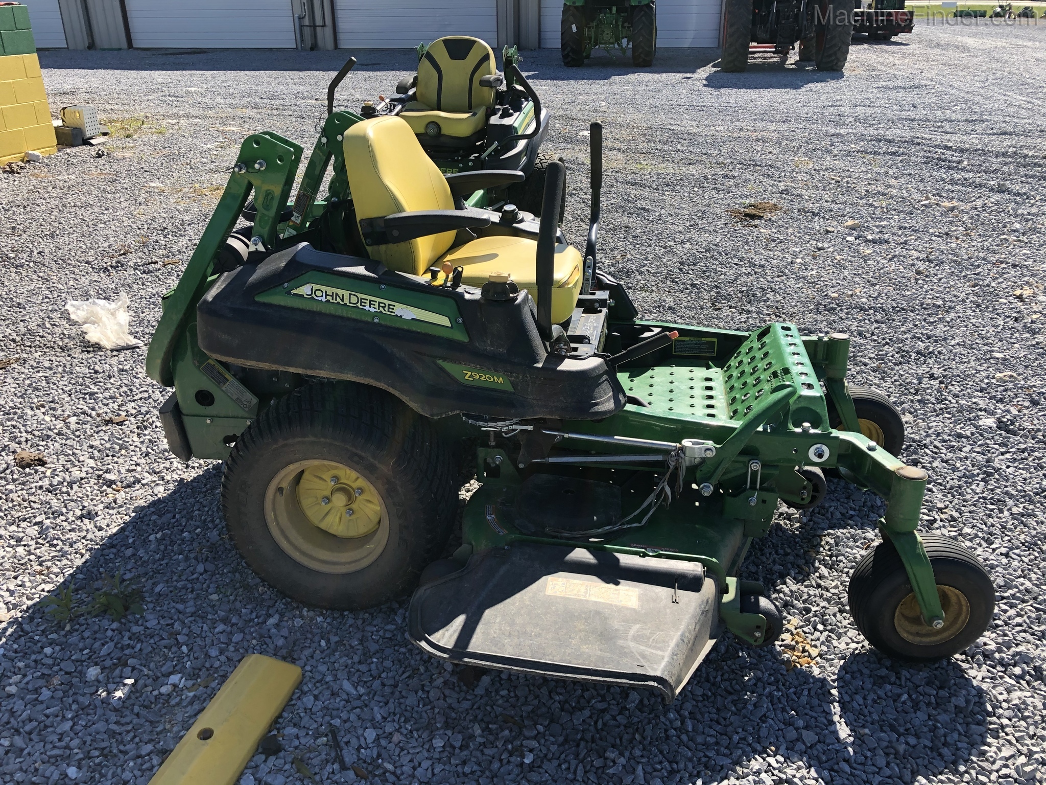 2018 John Deere Z920M Image 3