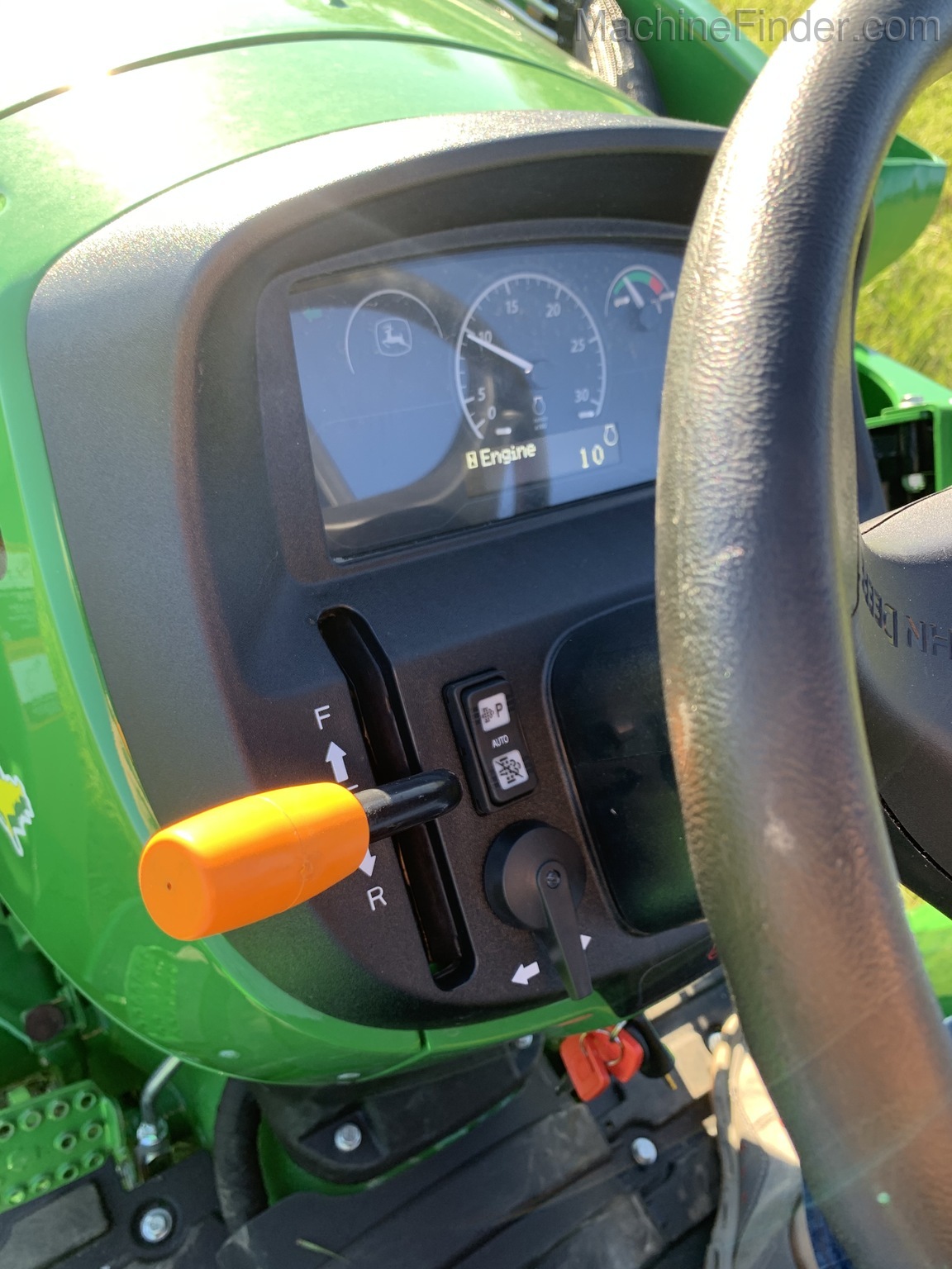 2020 John Deere 3043D Image 11