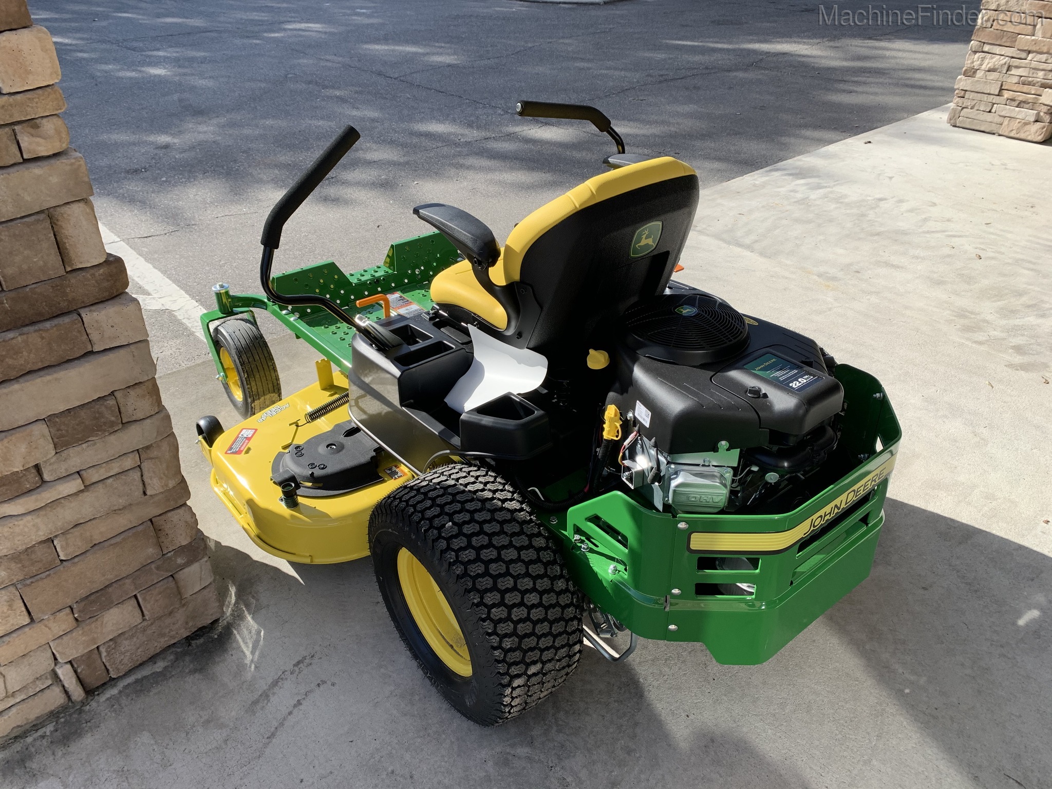 2021 John Deere Z355E Image 4