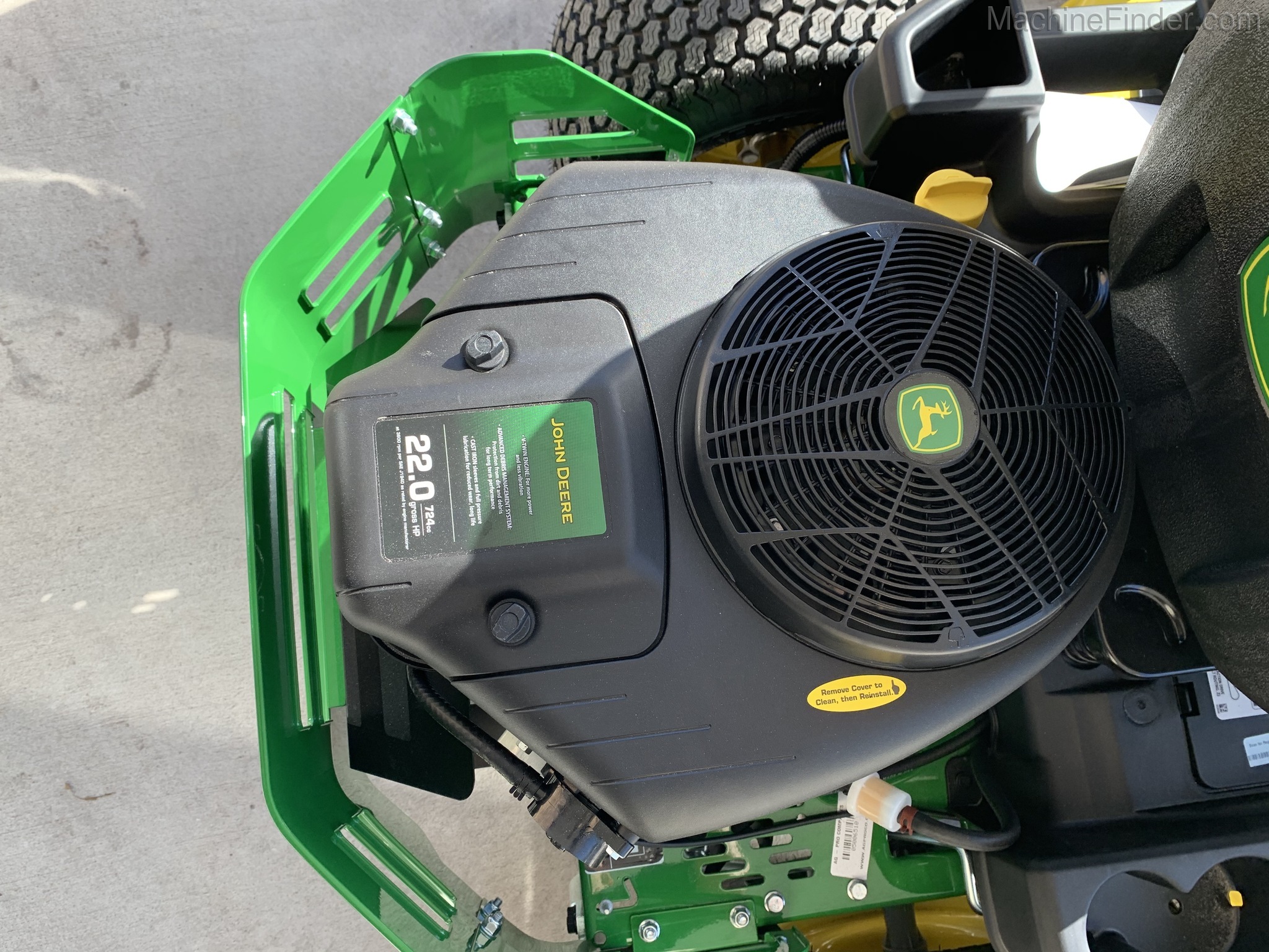 2021 John Deere Z355E Image 8