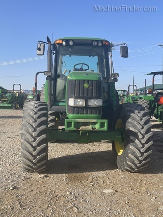 2004 John Deere 7420 Image 2