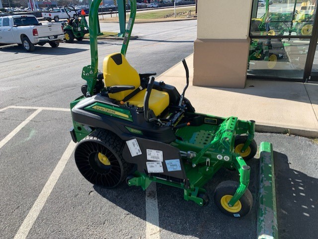 2023 John Deere Z930M Image 3