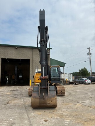 2022 John Deere 250GL