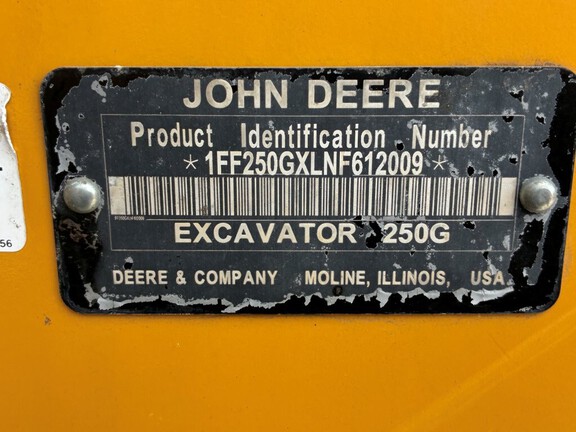 2022 John Deere 250GL