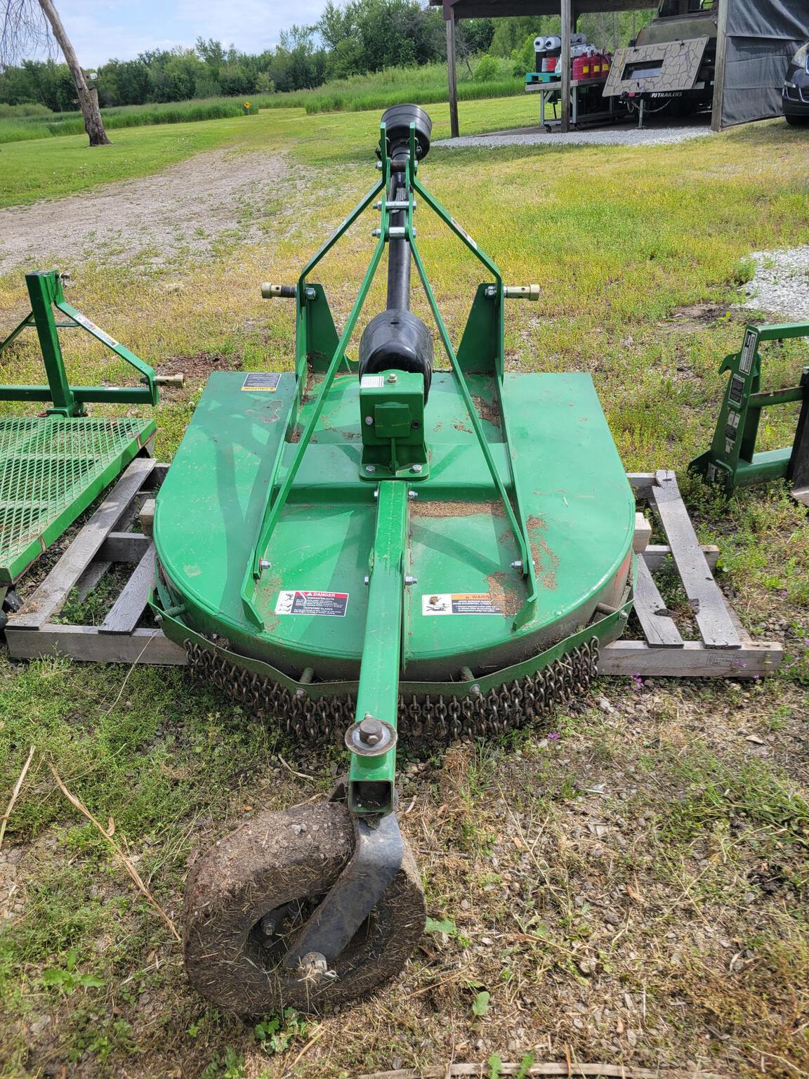 2022 John Deere 1025R Image 22