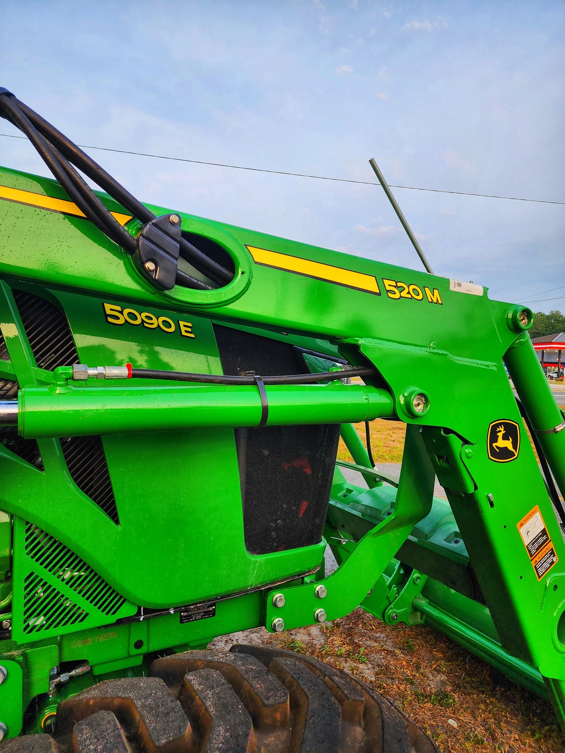 2023 John Deere 5090E Image 5