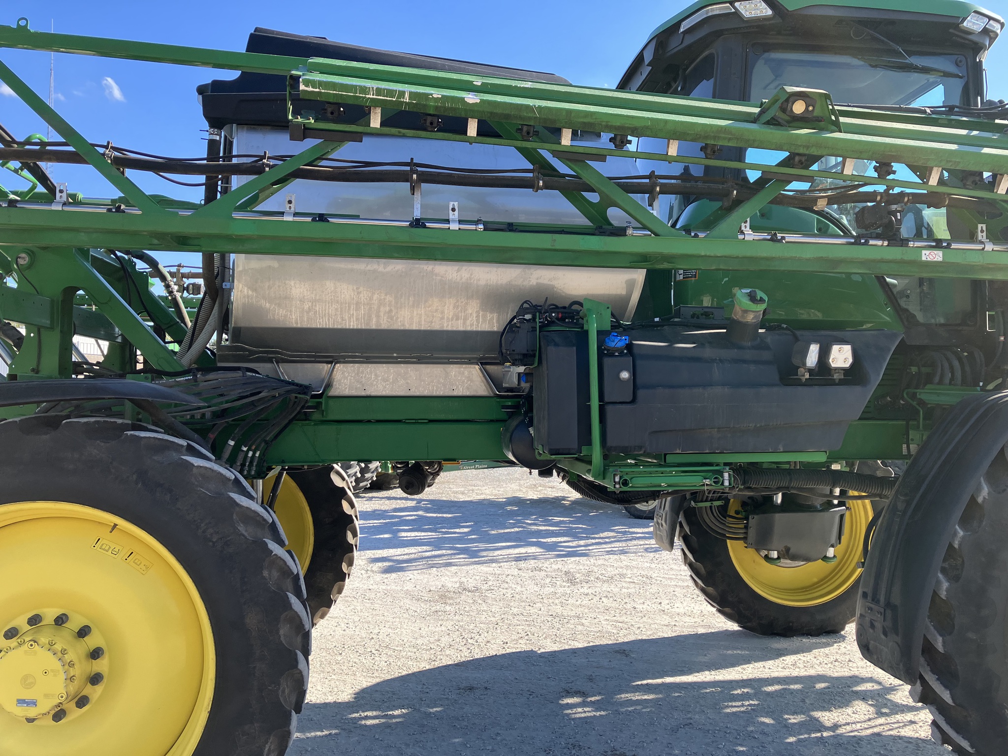  2022 John Deere 412R at Heritage Tractor in Joplin, MO