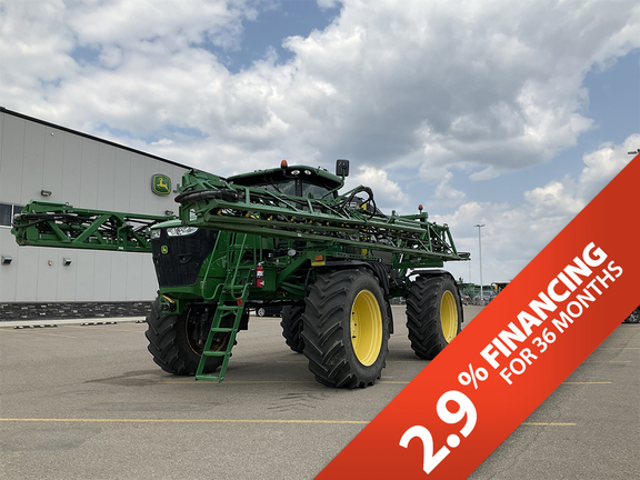 Photo of a 2015 John Deere R4045