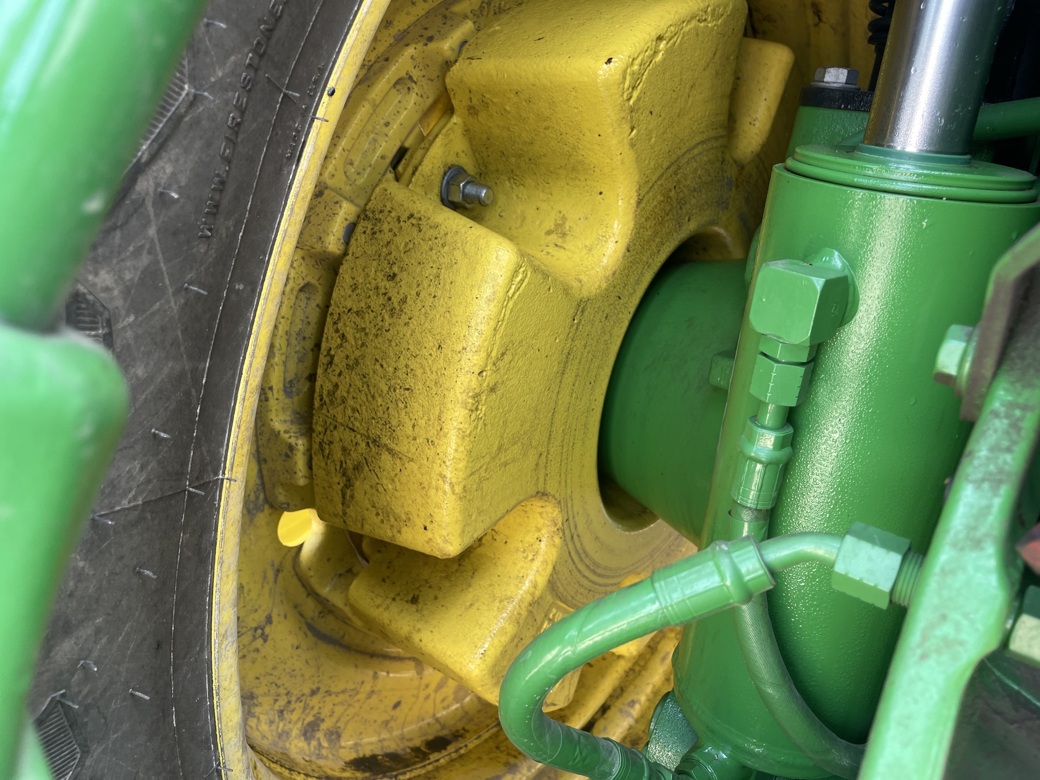  2023 John Deere 8R 370 at Heritage Tractor in Roanoke, IL
