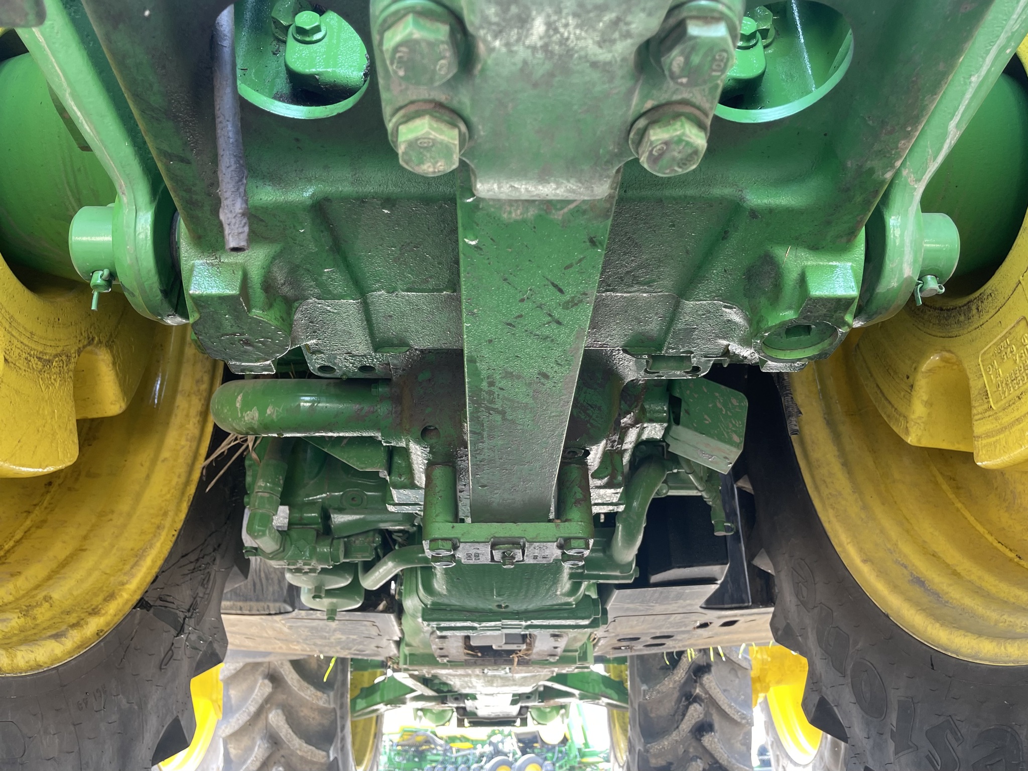  2023 John Deere 8R 370 at Heritage Tractor in Roanoke, IL