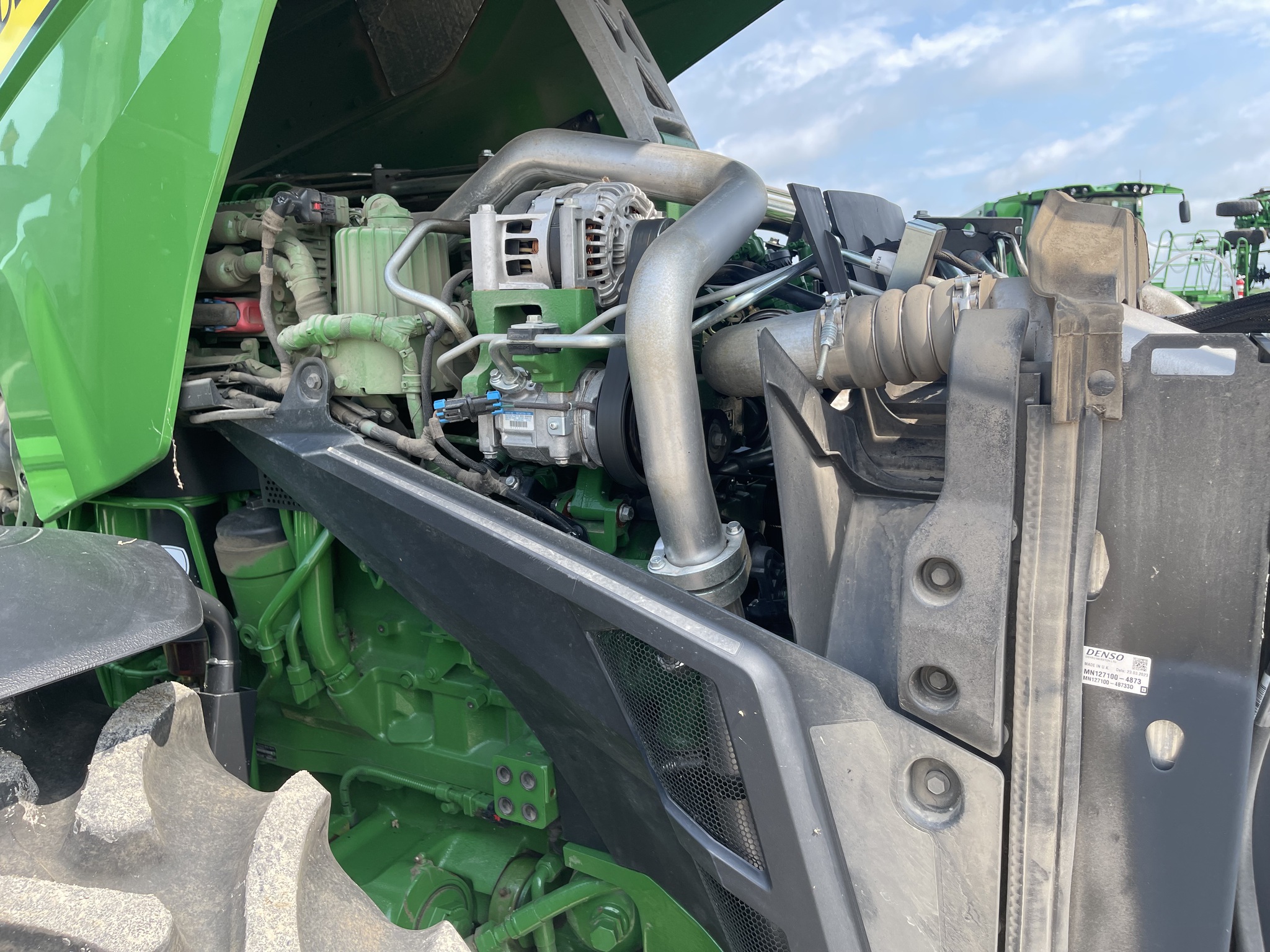  2023 John Deere 8R 370 at Heritage Tractor in Roanoke, IL