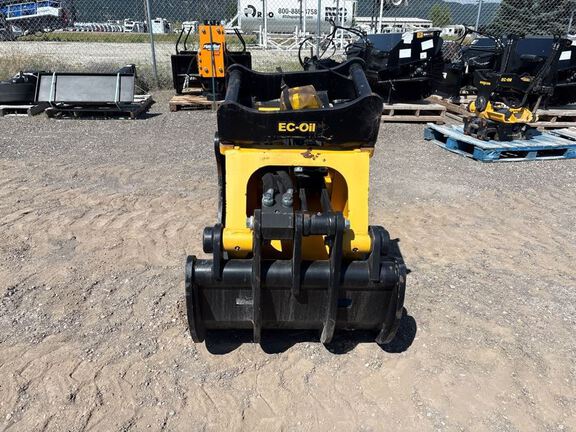 2023 John Deere SG19