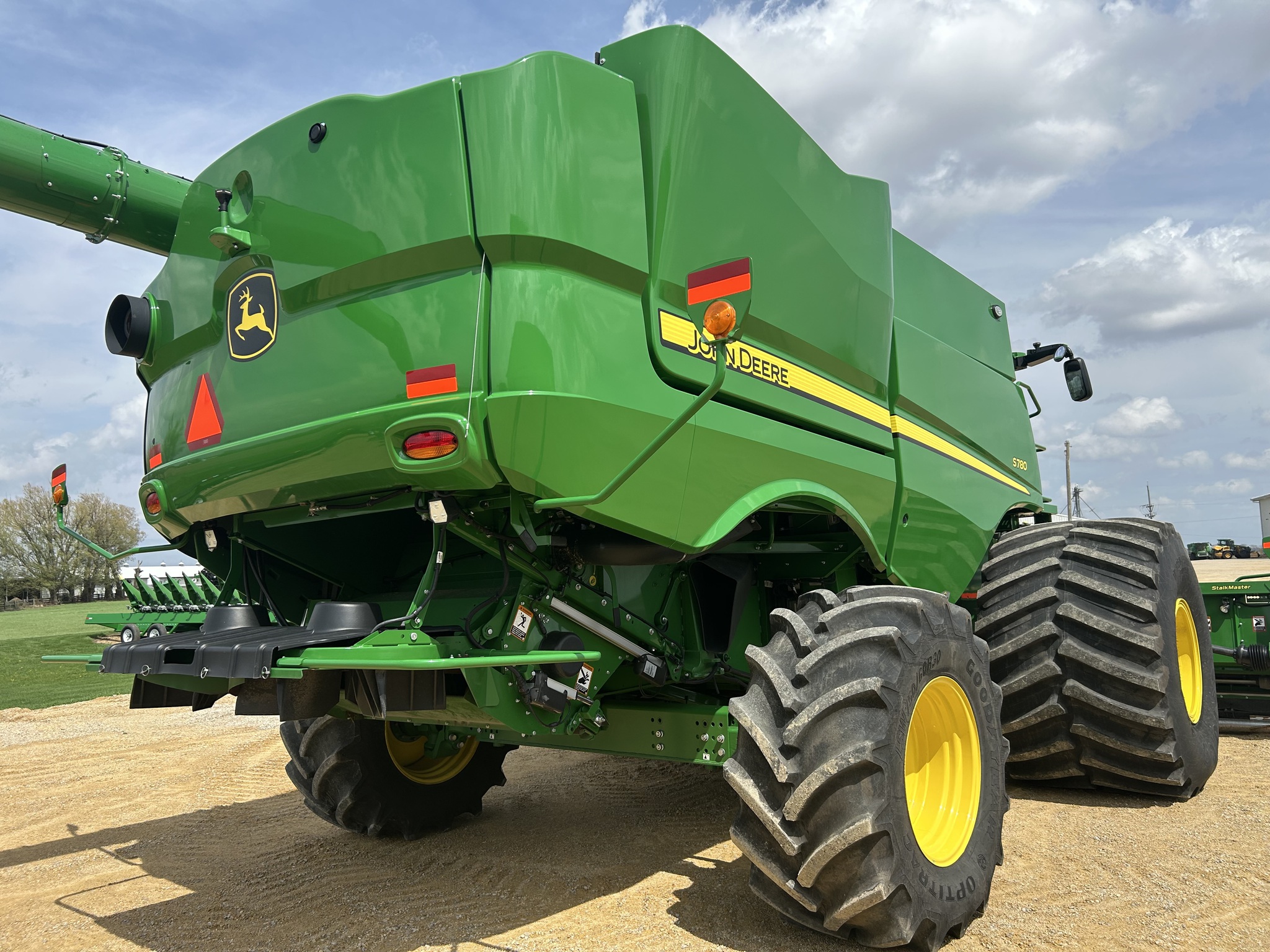  2023 John Deere S780 at Heritage Tractor in Dixon, IL