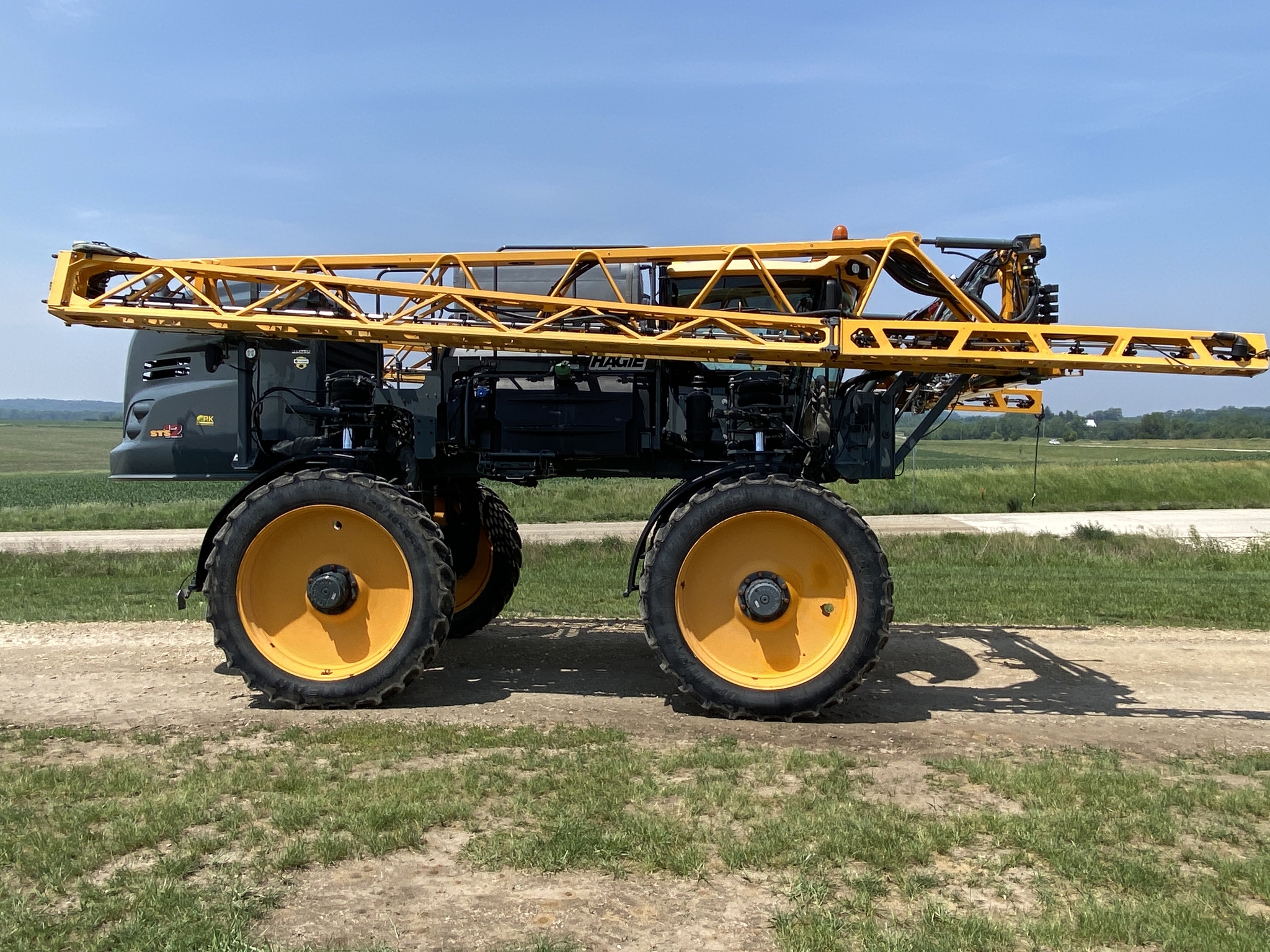 2020 Hagie STS12 Image 4