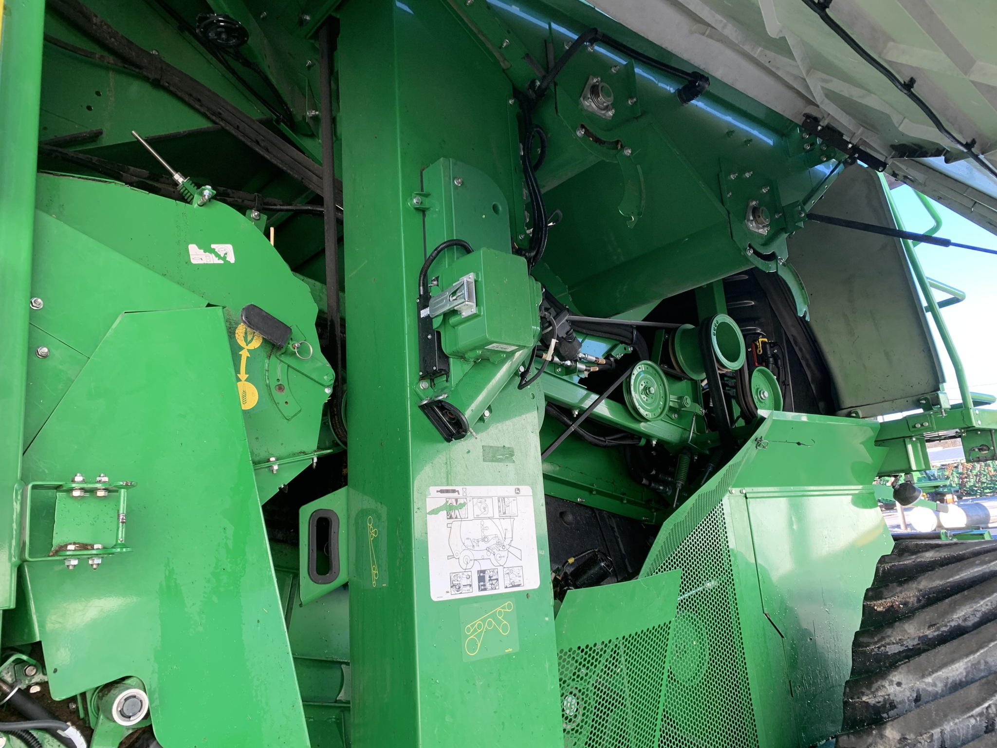  2019 John Deere S790 at Heritage Tractor in Lamar, MO