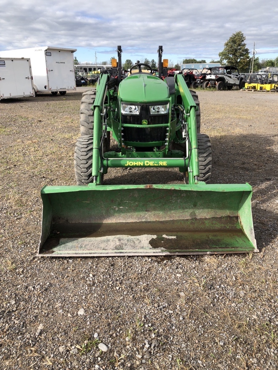 2020 John Deere 4044M Image 2