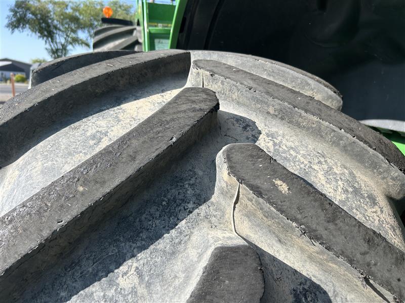 2020 John Deere 9900 Image 12