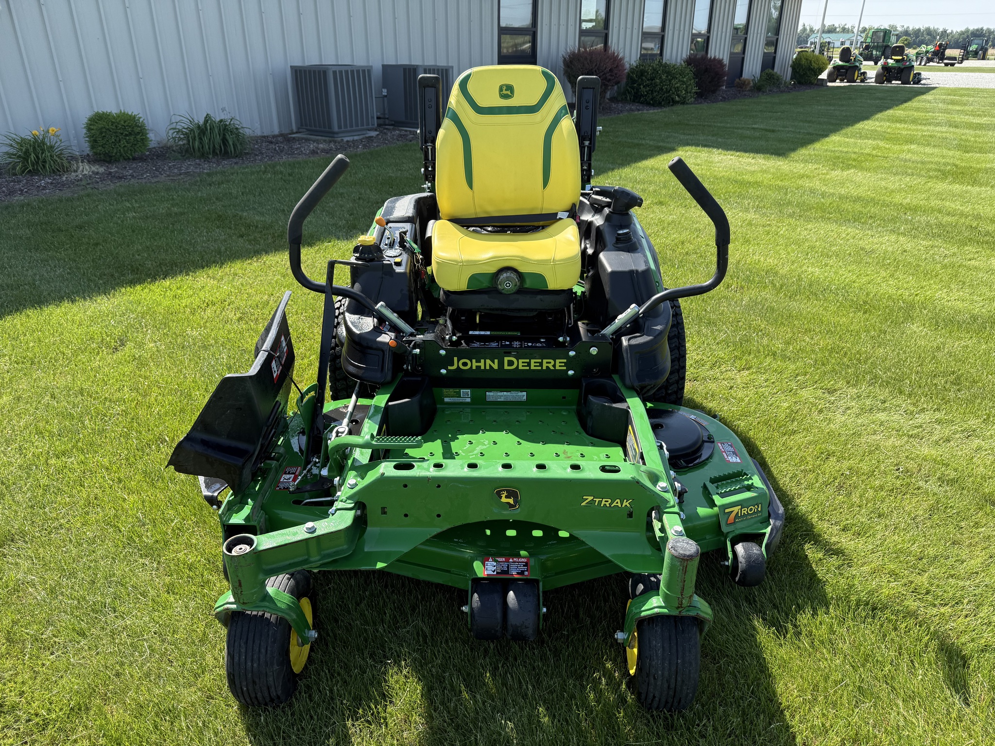 2024 John Deere Z950M Image 4