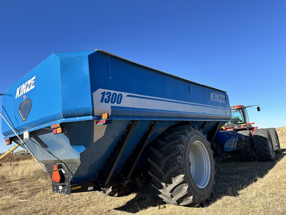 2012 Kinze 1300 (9th thumbnail)